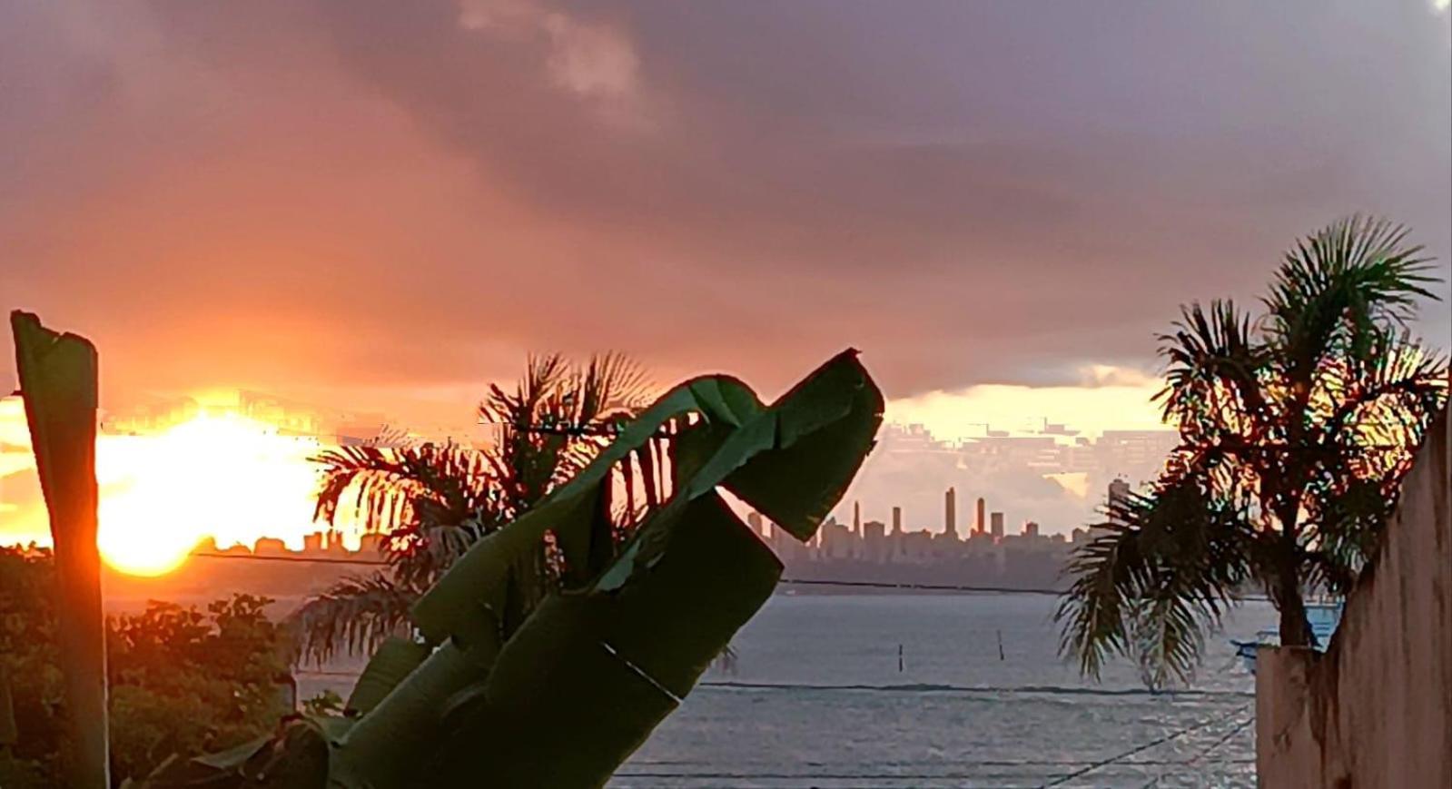 ホテル A Casa Do Vizinho ベラ・クルス・デ・イタパリカ エクステリア 写真